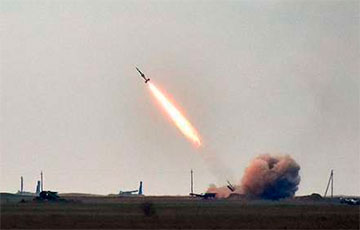УСУ паказалі кадры знішчэння шасці ракет, якія ляцелі на Днепр