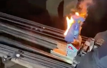 У Луцку ўкраінскія ахвотнікі стварылі катапульту для «кактэйляў Молатава»