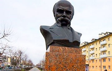 Как минимум четырех жителей Бреста задержали сегодня возле памятника Тарасу Шевченко