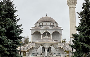 В Мариуполе оккупанты обстреляли мечеть c гражданами Турции
