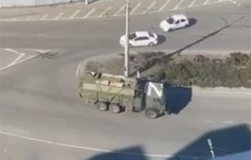 Russian Military Flee From The Outskirts Of Mykolaiv After The AFU Beat Them Well