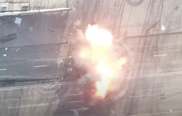 Ukrainians Destroyed Occupation Tank In Mariupol In Filigree Way