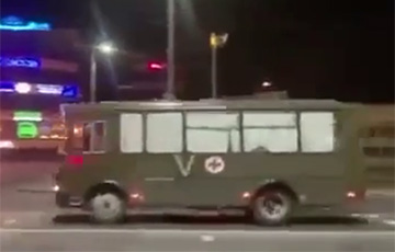В Гомеле фиксируются нескончаемые потоки автомобилей с ранеными российскими оккупантами