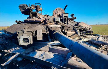 СМИ: У России осталось совсем немного танков