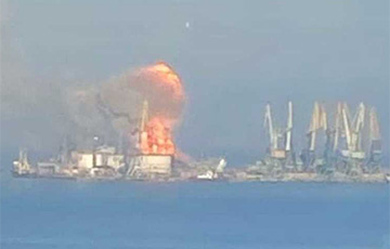 Генштаб ВСУ: В Бердянске  уничтожен российский большой десантный корабль «Саратов»