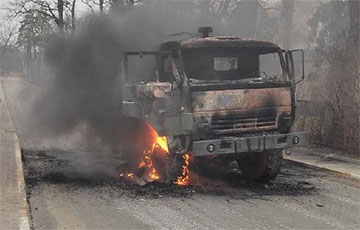 Residents Of Kyiv Region Burned Occupiers' Equipment With Molotov Cocktails