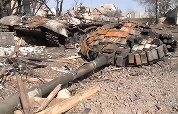 Belarus Reveals Mass Movement of Russian Military Equipment