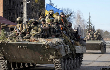 Британская разведка: Под Авдеевкой разбита большая часть танкового полка РФ