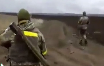 Появилось видео горящих российских вертолетов