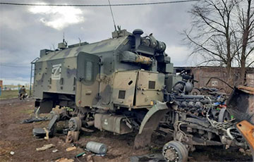 ВСУ разбили колонну бронетехники россиян под Новомихайловкой