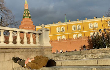 В центре Москвы показали зверства российских войск в Буче