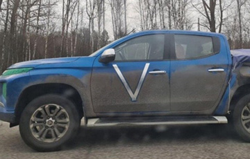 Российские оккупанты ездят по Беларуси на угнанных в Украине автомобилях