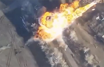 Enemy Tank Turret Took Off In Column Of Flame: Video Fact