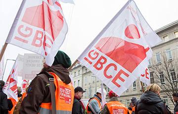 Крупнейший профсоюз Германии требует немедленно освободить белорусских профсоюзных активистов