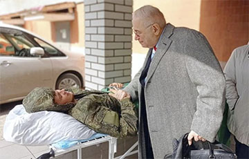 Петросян похвастался сумкой за $4 тысячи перед раненым русским солдатом на облезлой койке