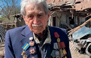 Оккупанты разрушили дом ветерана Второй мировой - и теперь он рвется отомстить