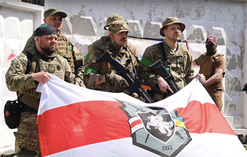 Военный эксперт: Будет создана освободительная армия Беларуси, которая пойдет спасать свою родину