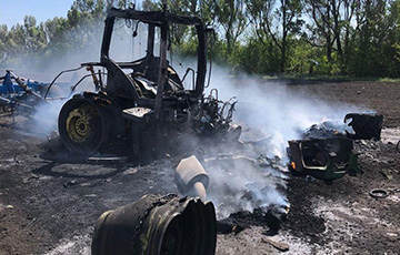 Российский самолет обстрелял трактор, работавший в поле на Харьковщине