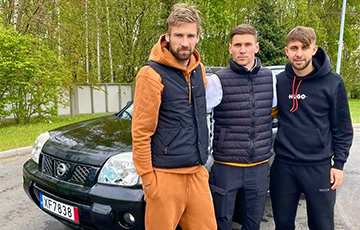 Football Player of the Belarusian National Team Helped Purchase Vehicle for the AFU