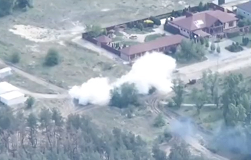 Украинские военные точными ударами ликвидировали танк и джип оккупантов на Луганщине