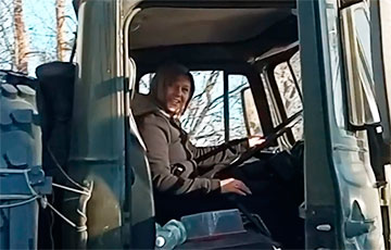 Украінская дзяўчына выкрала ў акупантаў бензавоз з 700 літрамі паліва