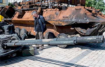 В Киеве выставили уничтоженную военную технику российских оккупантов