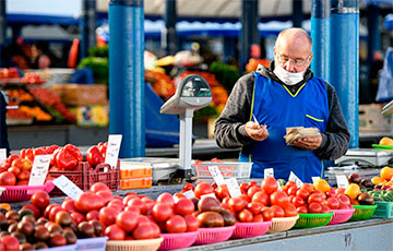 Белорусский Tiktok-блогер нашел рынок с необычными ценами на овощи
