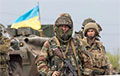 Блізкі бой украінскага абаронцы з сіламі акупантаў, што перавышаюць, патрапіў на відэа