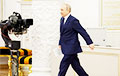 Путин становится смешон