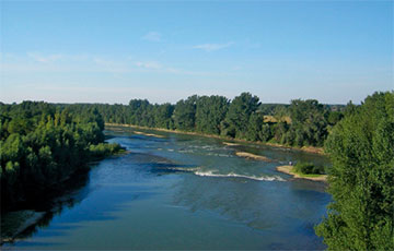 Во Франции найден уникальный речной корабль возрастом 1300 лет