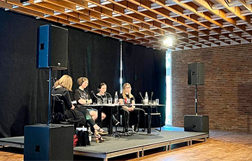 «То, что сейчас происходит в Беларуси, вызывает немоту»