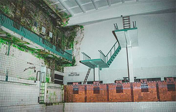 В Гомеле сносят бассейн, который чиновники обещали отремонтировать