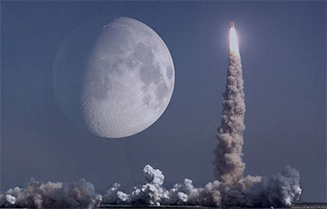 В Луну врезалась неизвестная ракета