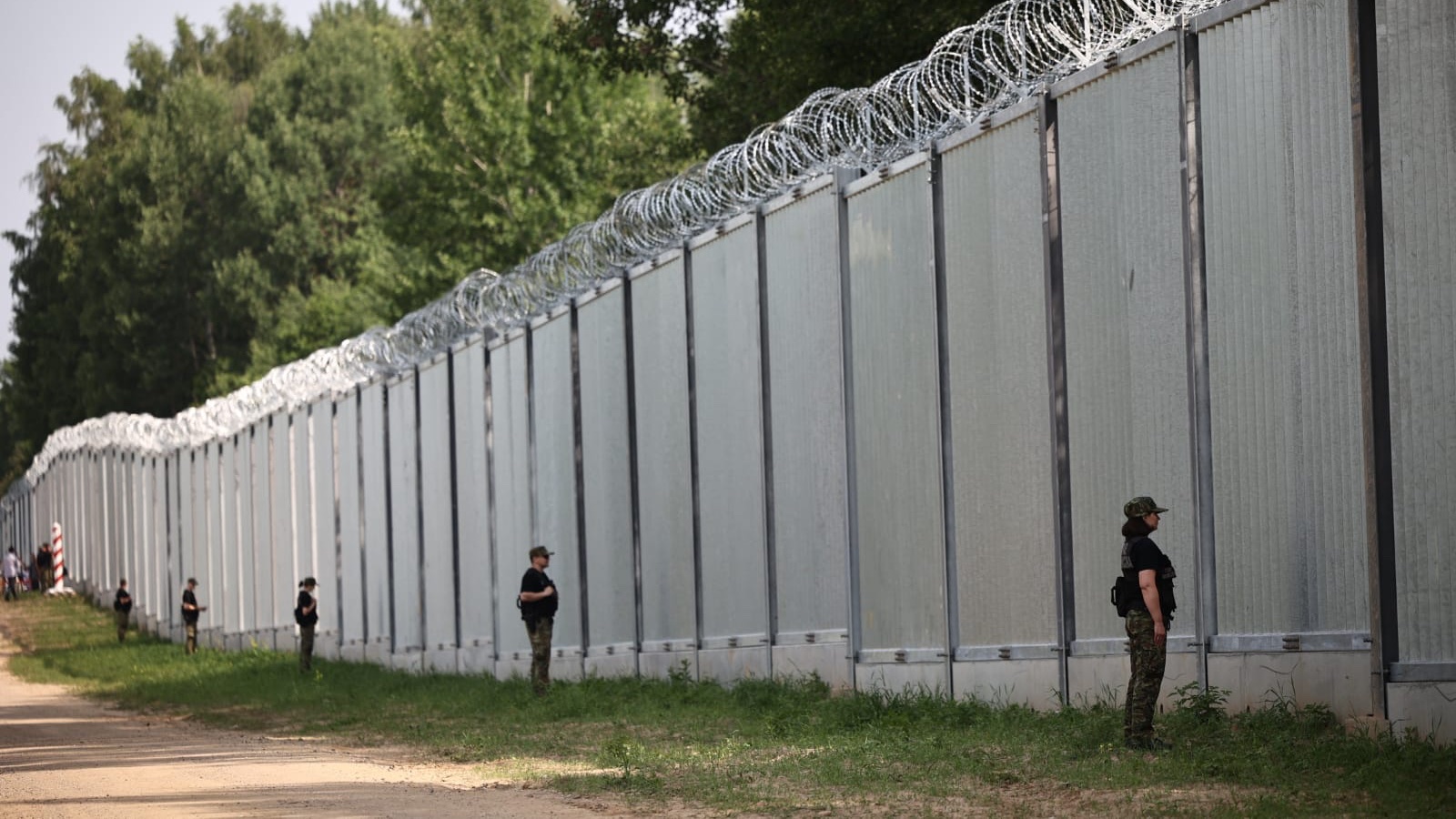 Забор на границе