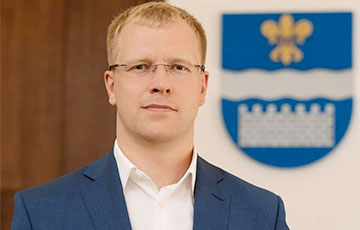 Мэр латвийского Даугавпилса попал в скандал из-за банкета с белорусским консулом