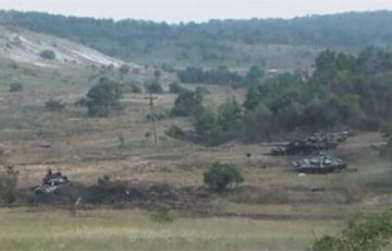 Украінскія ваякі знішчылі 12 танкаў пад Святагорскам