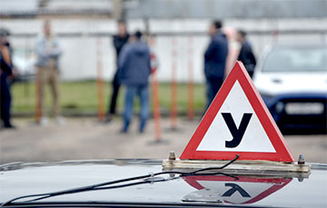 В Минске курсант на учебном авто сбил пешехода на переходе