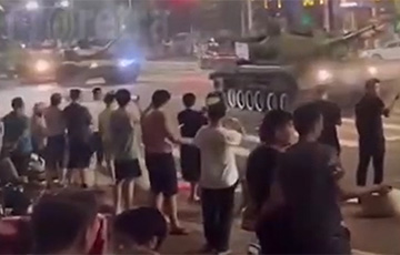 В Китае вспыхнули протесты из-за банковского коллапса