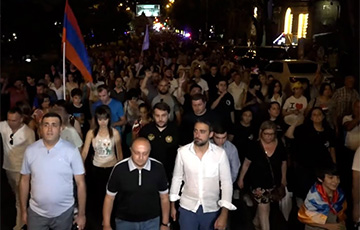 В Ереване оппозиция требует отставки премьер-министра Армении
