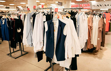 «Ну вот и расскажите мне, дорого это или нет?»