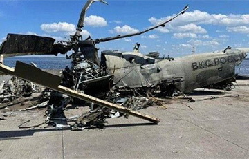 Из рек Ирпень и Днепр достали два вертолета и 11 бронемашин россиян