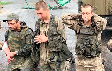 Бойцы «Азова» взяли новую партию российских пленных