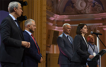 Тихановская объявила о создании объединенного переходного кабинета
