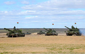 Россия наращивает военную группировку на территории Беларуси