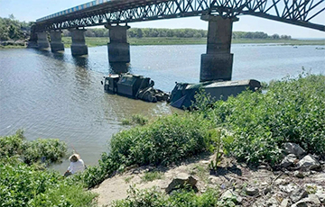 Россияне пытались форсировать реку на Харьковщине и утопили технику