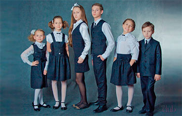 Белорусских школьников оденут в черную форму?