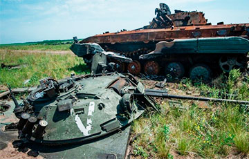 Ukrainian Marines Destroyed Enemy Fuel Trucks, IFVs and Ammunition