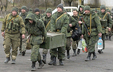 «Ты бабки тормозни»: оккупант признался жене в военном преступлении