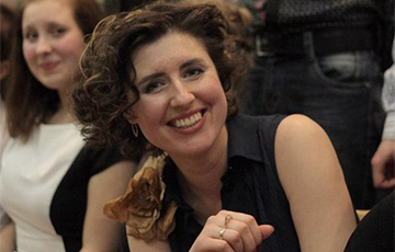 Белоруску, устроившую антивоенную акцию на линейке в Новополоцке, оштрафовали