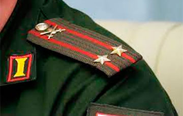 Подполковник «элитных» войск РФ оставил на брошенных позициях погоны из картона, бумаги и скотча